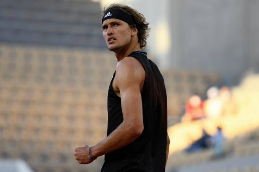 现出了高水 现出了高水